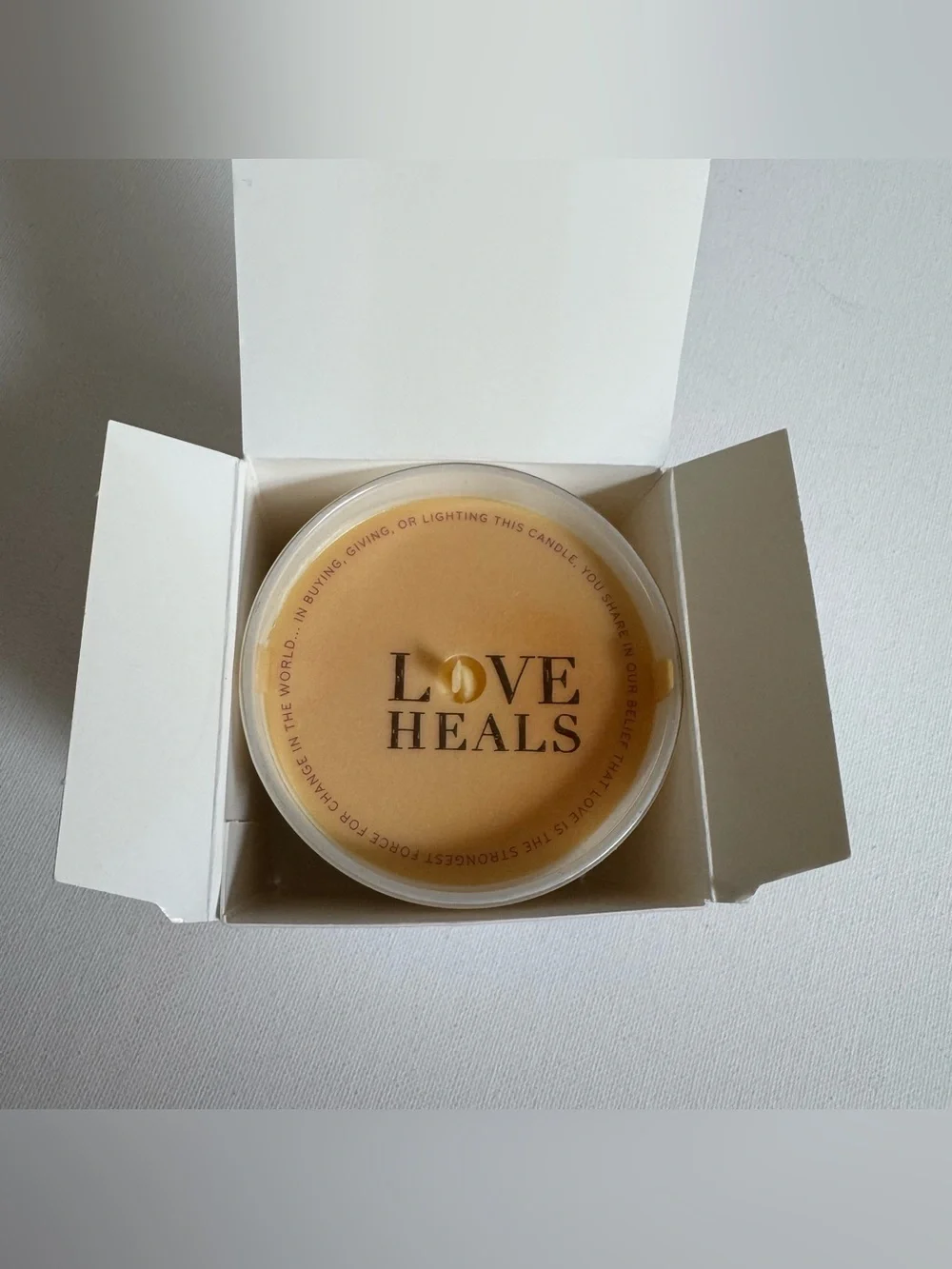 Thistle Farms Love Heals Vanilla Vetiver Soy Candle 7.5 oz New Unburned